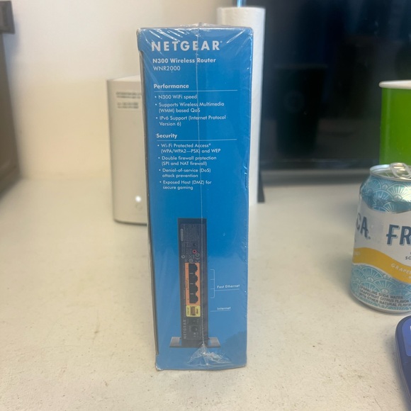 NIB Netgear N300 Wireless Router - Picture 6 of 8